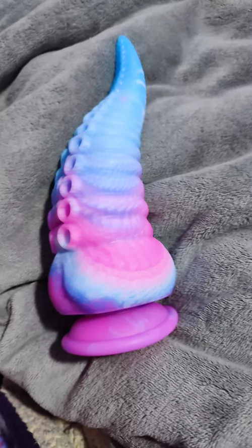 My first Bad dragon, some advices? by Chicah0rny