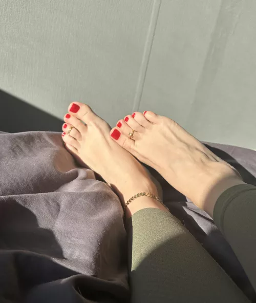 New red pedi by BarefootGoddessBri