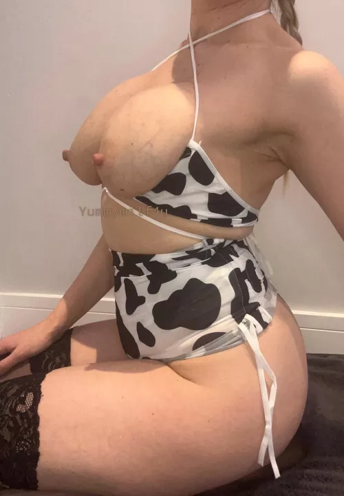 Side veins are my favourite by YummyMilf4U