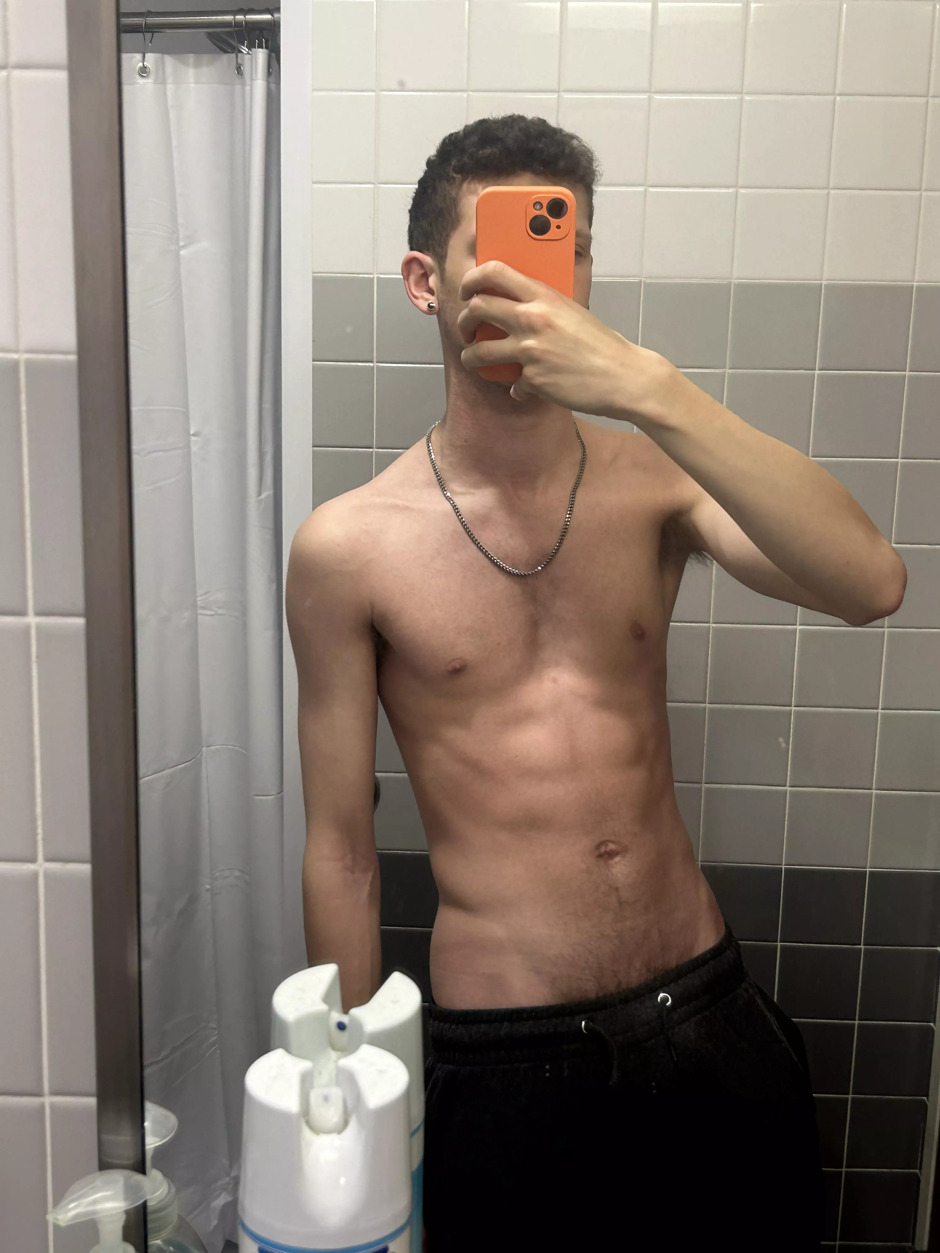 Skinny V posted by Atlas2368