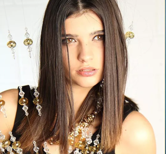 Spanish girl by cliptemnestra