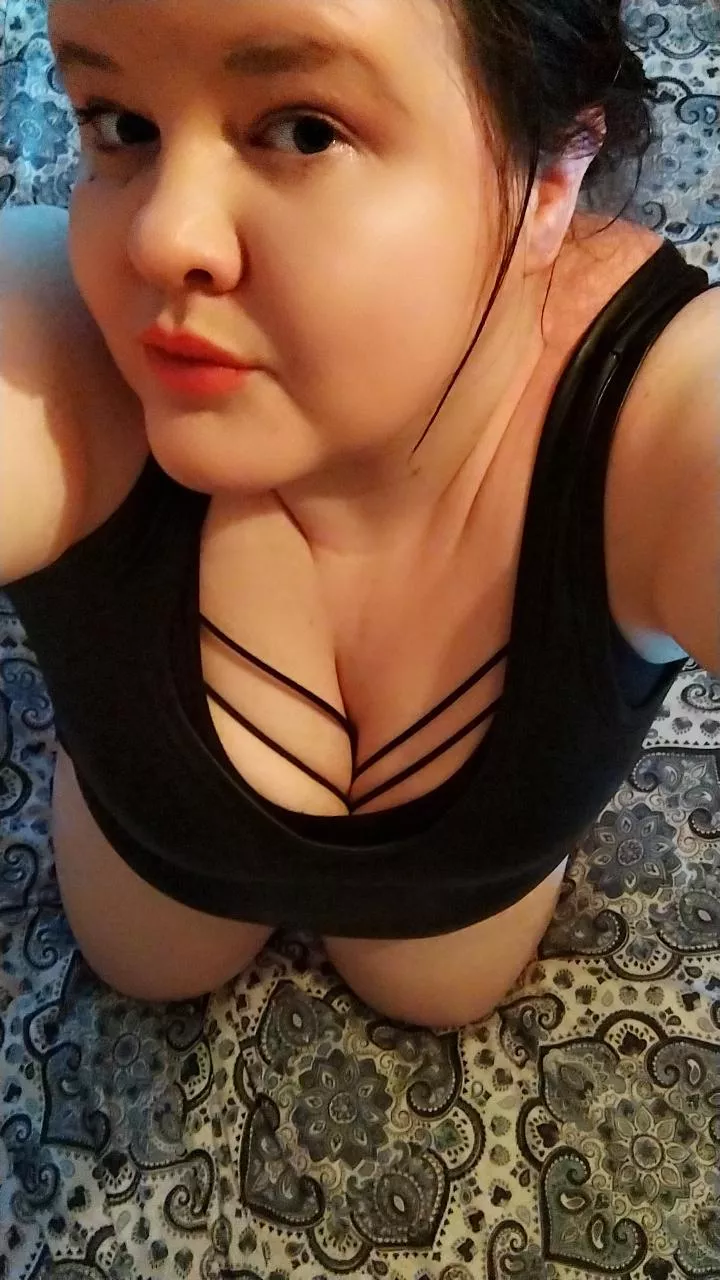 This is what I look like before you DM me..! posted by Addedsugar32
