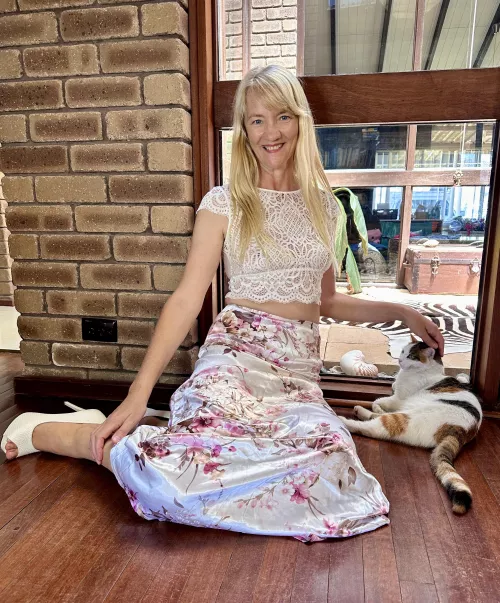 Why yes, I am a bad girl, but Im a damn good woman  by S3xySarah