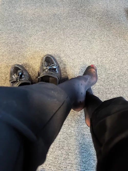 Wiggling my pantyhosed toes at the office by SubNerdette