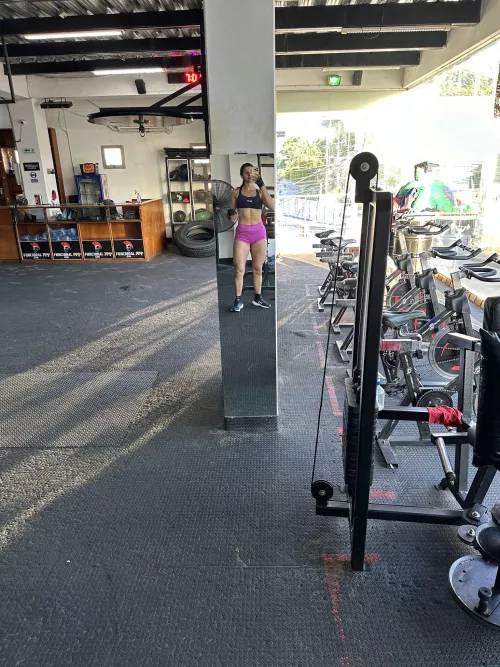 Working on stronger muscles by Comparison-Pretend