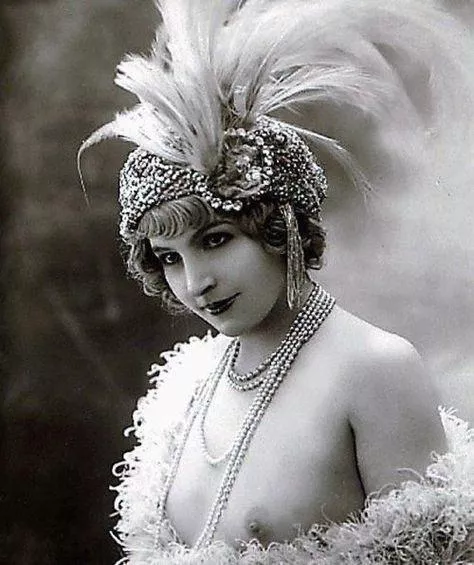 Ziegfeld girl posted by Mundane-Employer-719