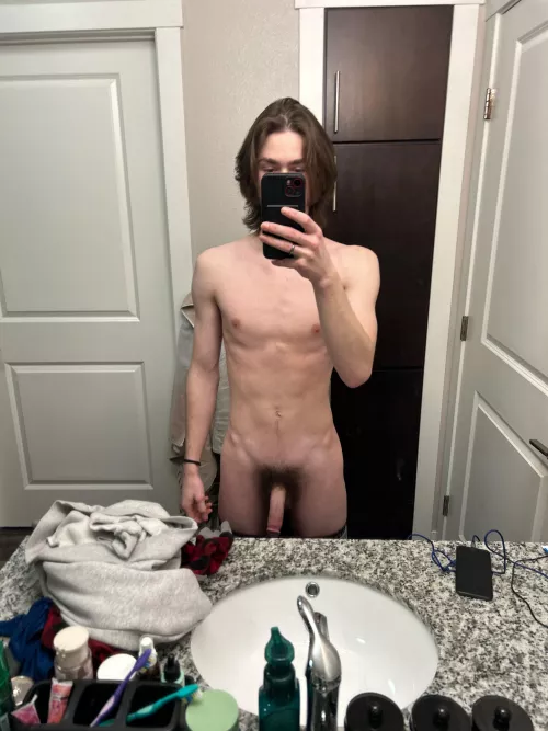 19 video chat and cum quick? by Standard_Bit376
