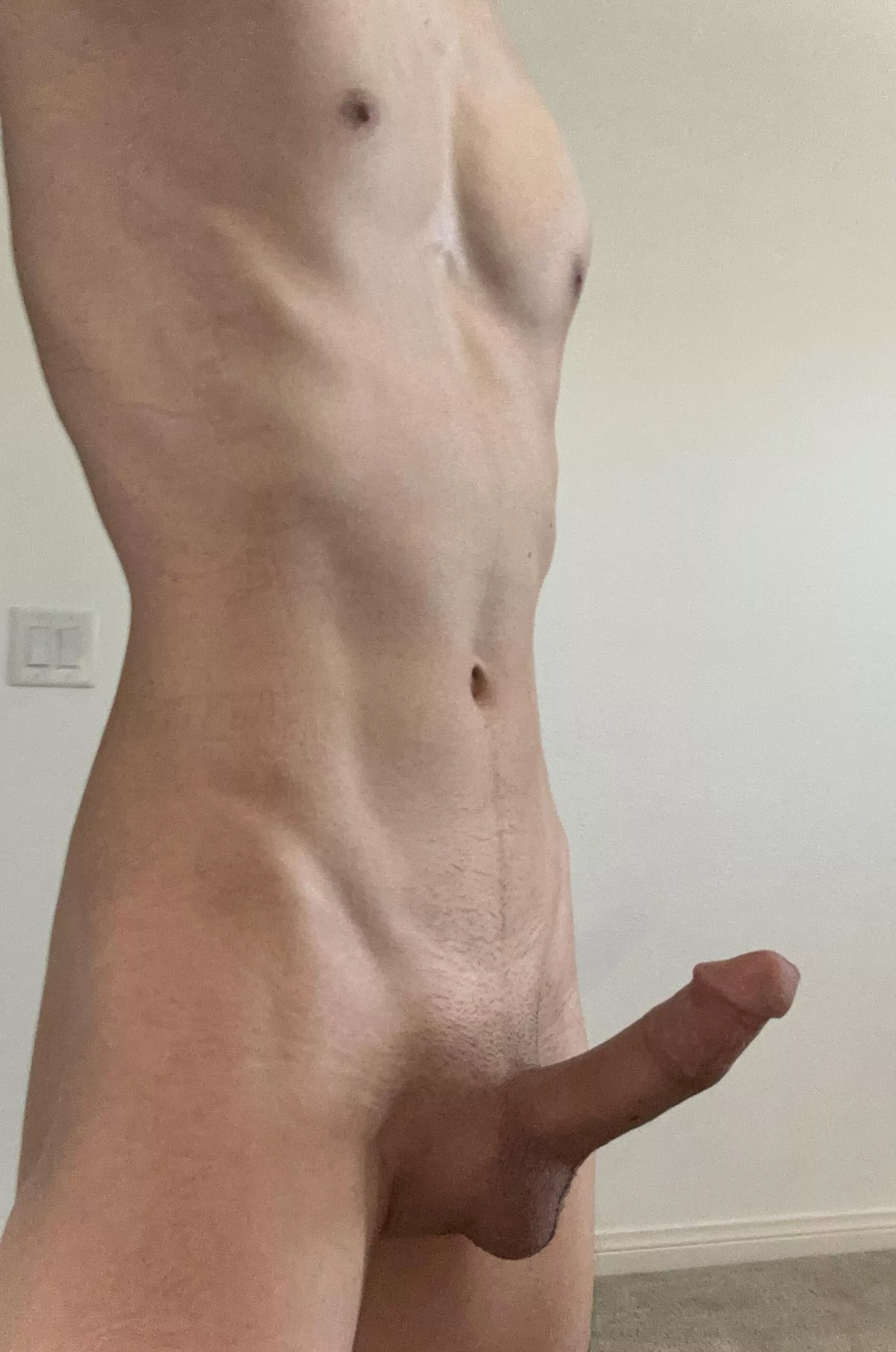 [29] always been insecure about my body, do I still qualify as a twink? posted by ScreenKey812