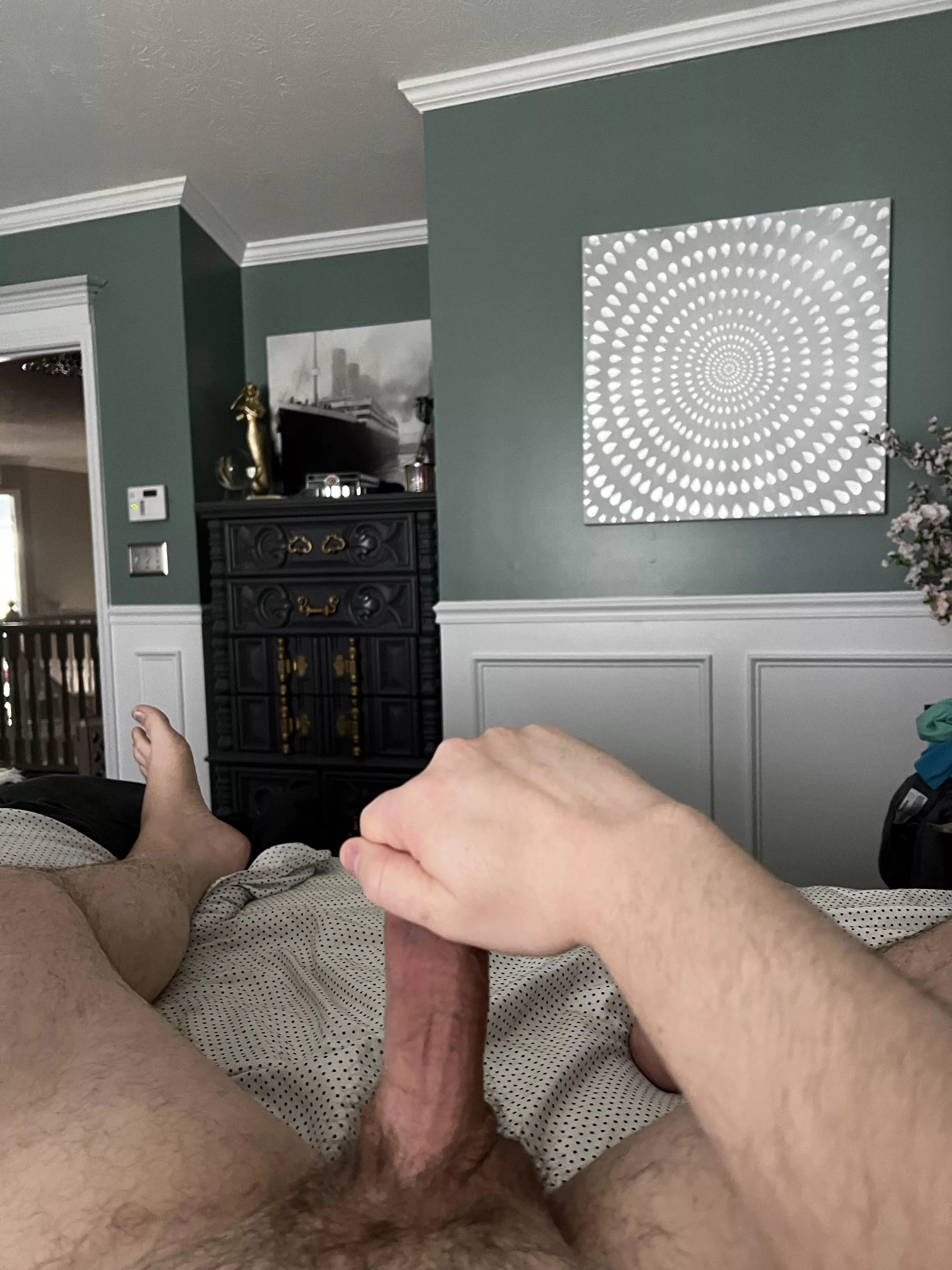 32. Jerking between work calls before spouse gets home. Always better to cum with a buddy. Verbal preferred. R_g98765 posted by GuyForFun_123