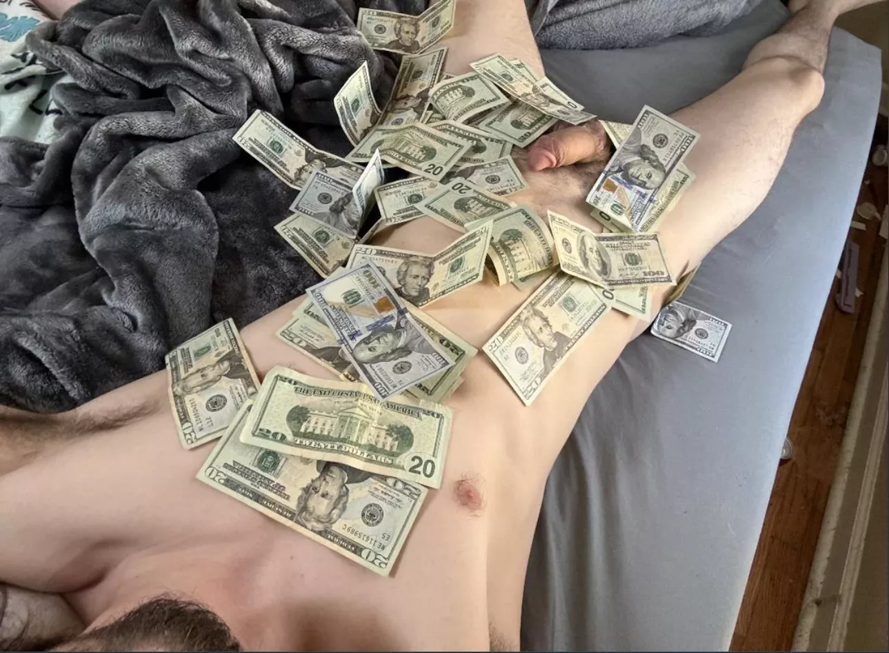 Always happy when my daddy is in town 🥰🥰🥰 posted by Throwaway11087