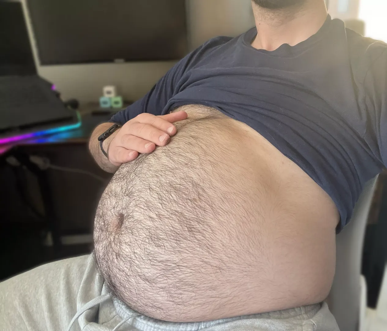 Belly's feeling extra round today by PupRaze