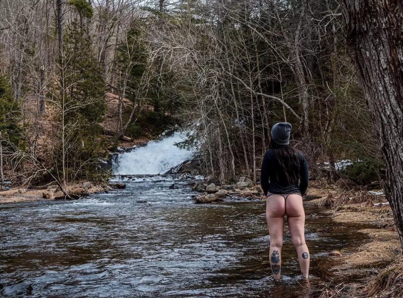 Buddies 19yo gf so Sexxy  posted by dw8469