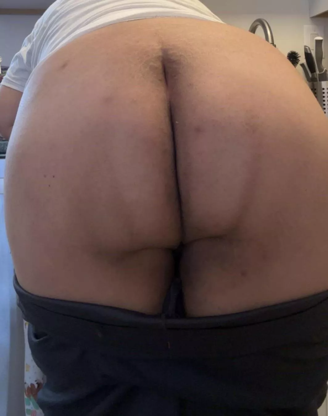 Come and spread my big cheeks open wide and play with my hole posted by Chubbycub7