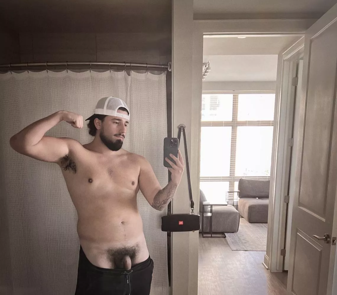 come wake my cock up 😈 posted by calantxxx