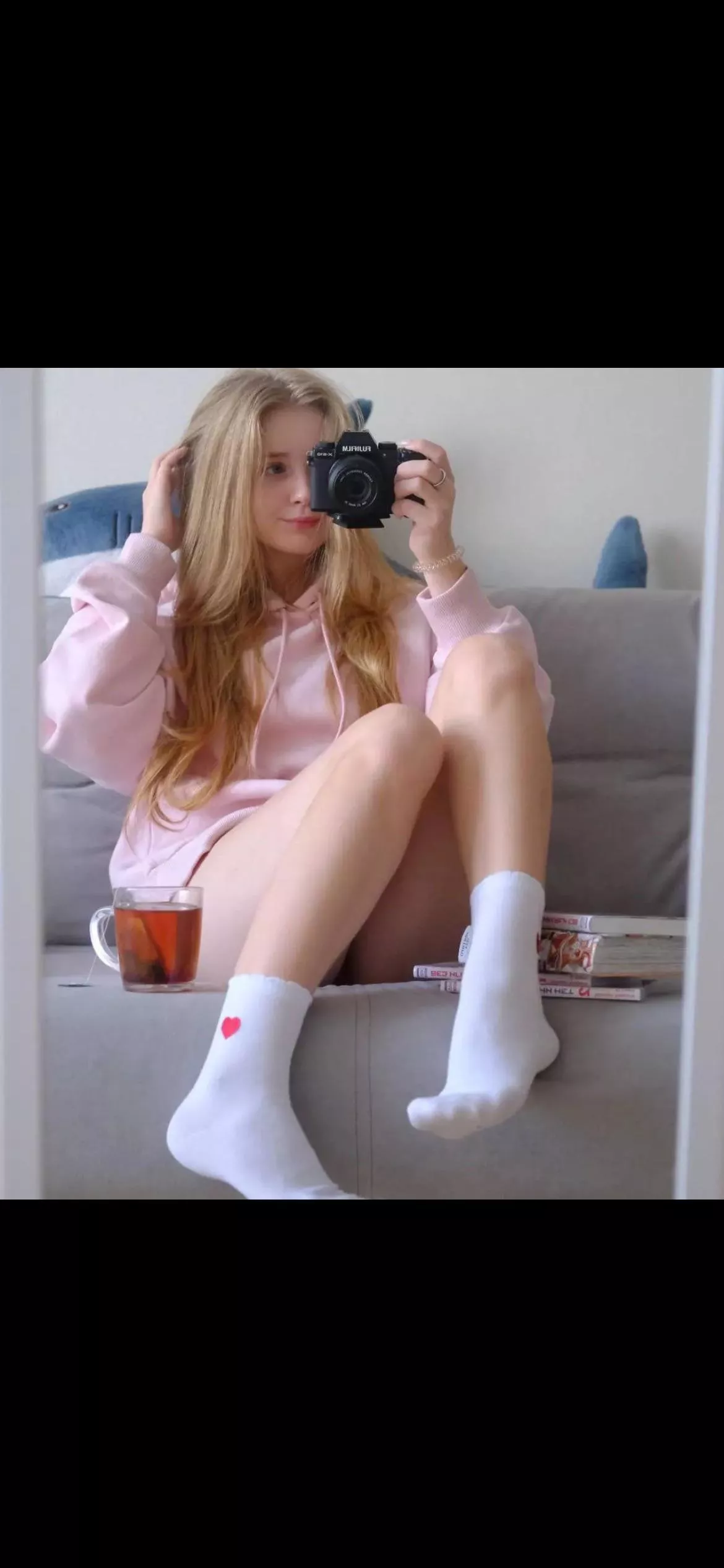 Cute feet are a green flag (f) posted by MaximumIll6662