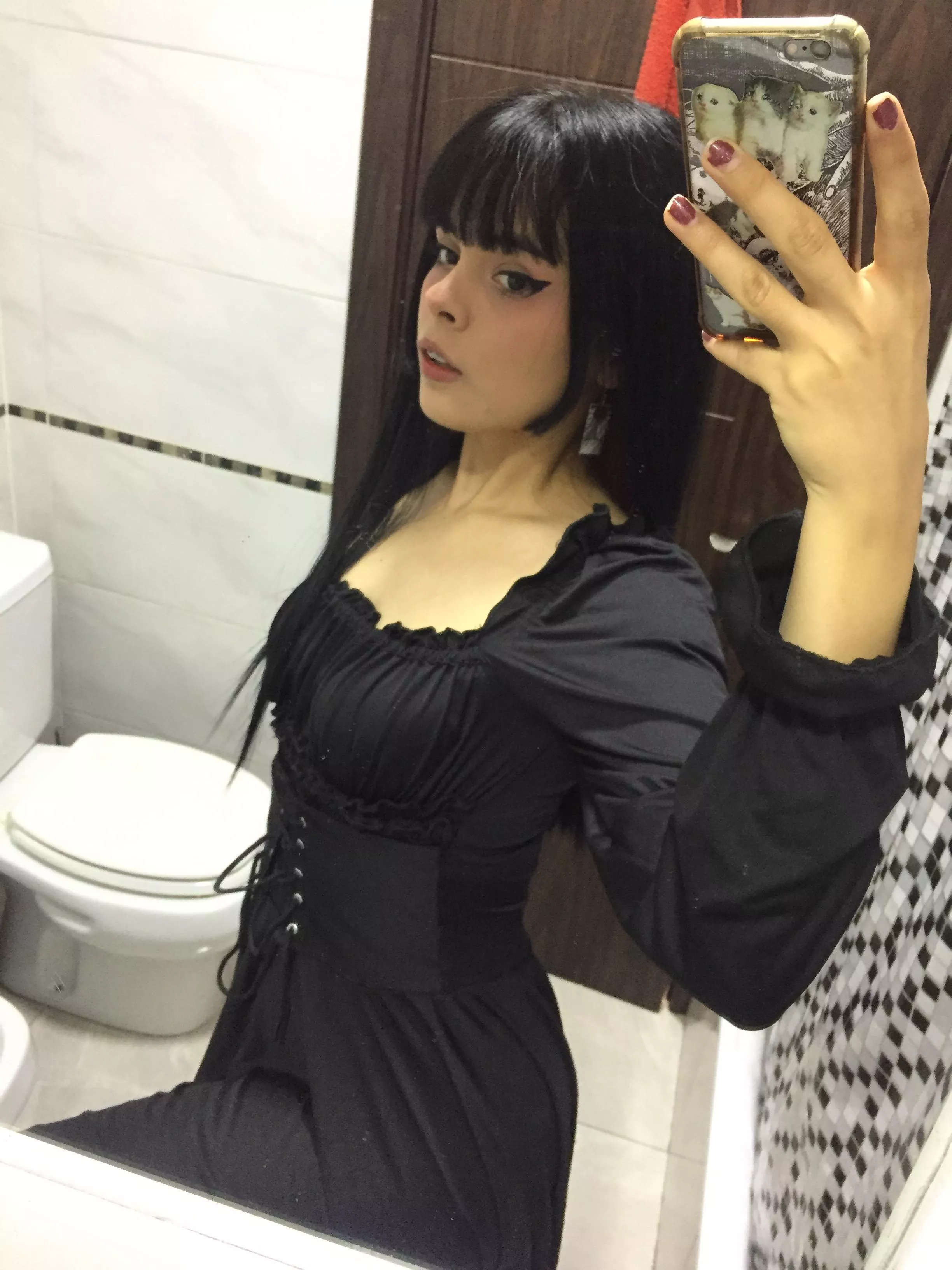 do i fit here? f19 posted by Sensitive-Age4272