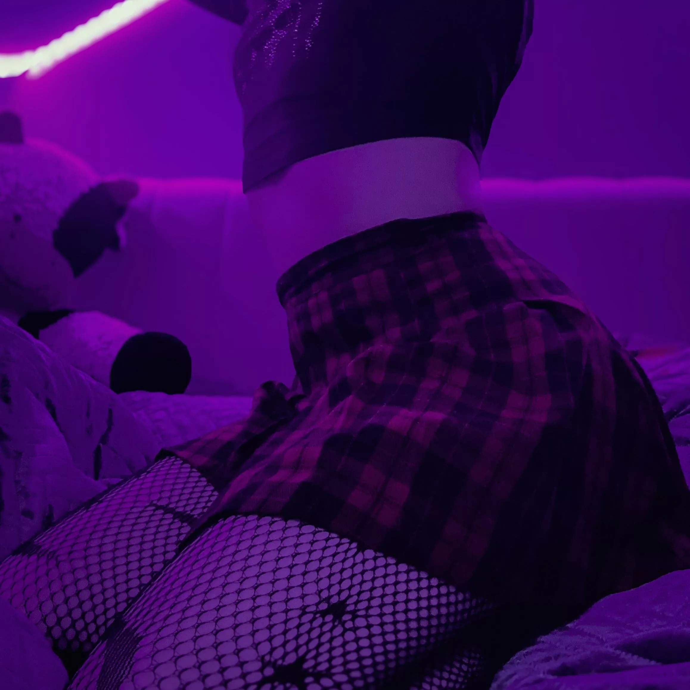 Feeling cute :3 posted by Kropkusia