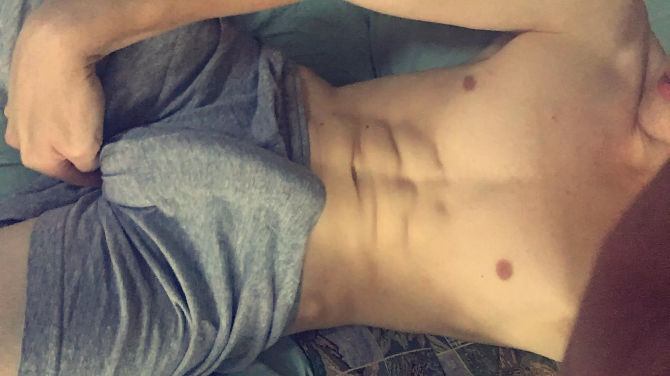 Grey sweats boner  posted by bulgedking