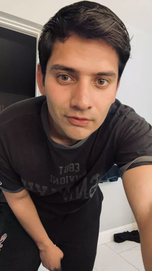 Hi all, my favorite game to play rn is genshin and Pokémon  by No_Violinist_6577