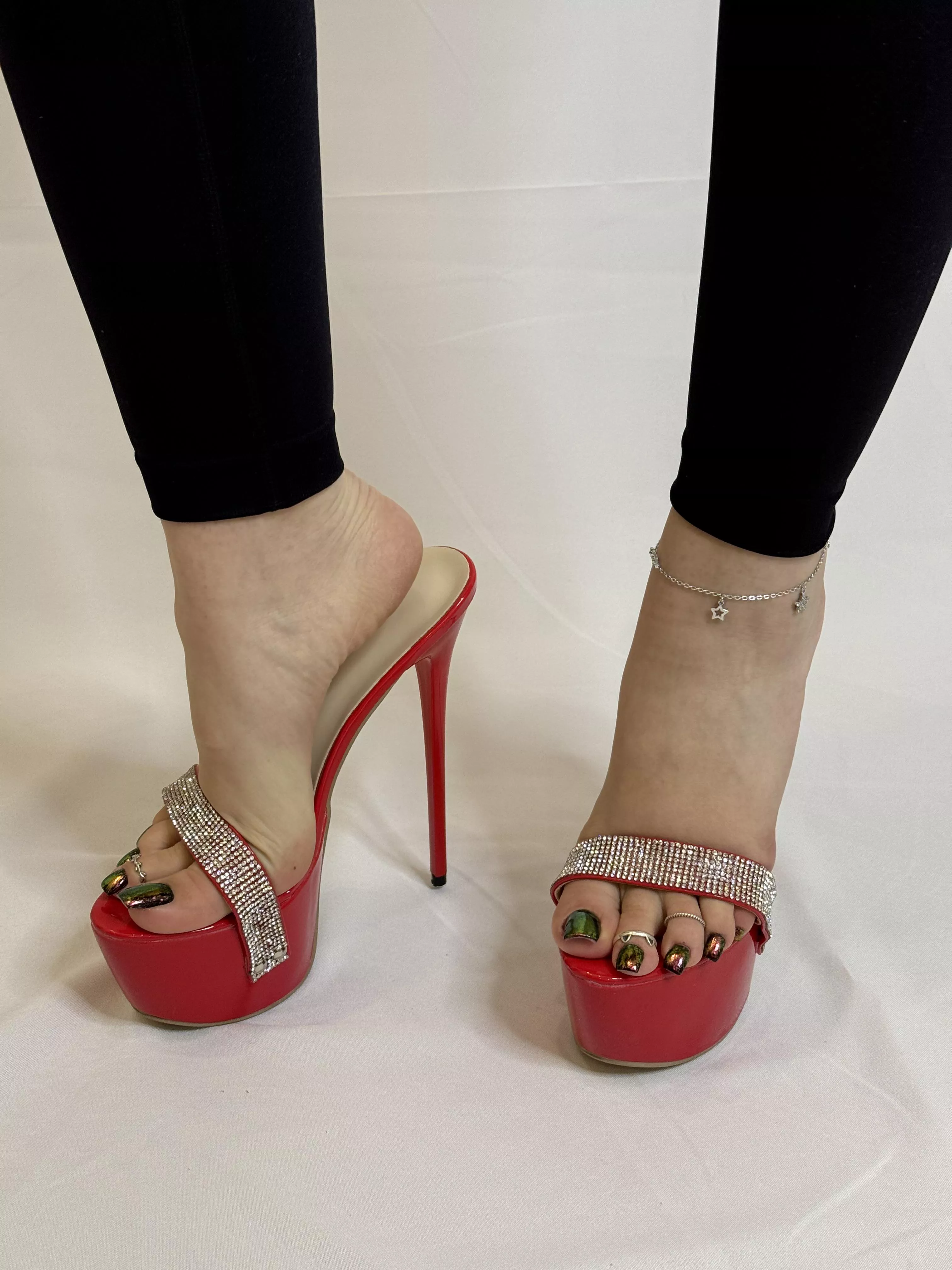 Hi💋 posted by Goddess_Milana