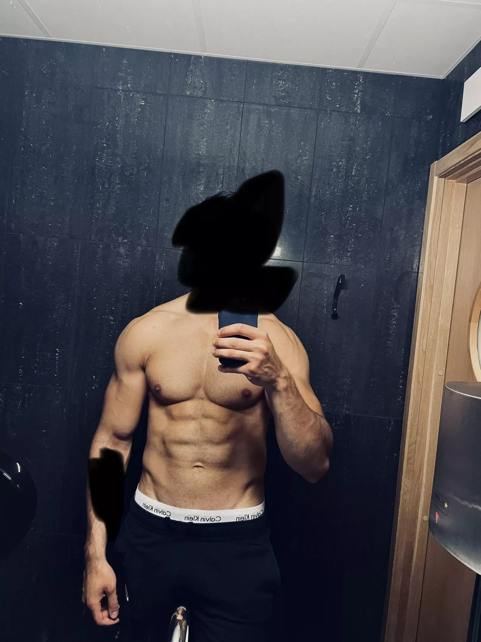 Hmm posted by cookiesandpies1