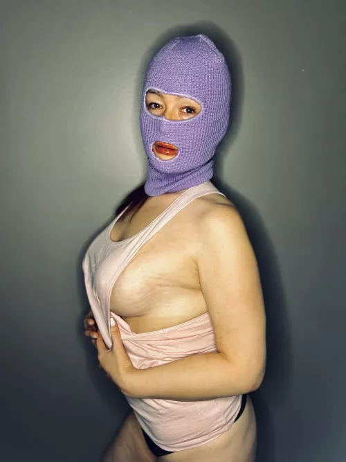 I love to show sideboobs! What do you think? by BalaclavaCougar