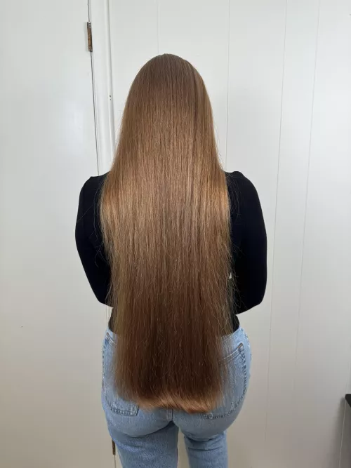 I love when I can get my hair this shiny 😍 by RubyredRapunzel