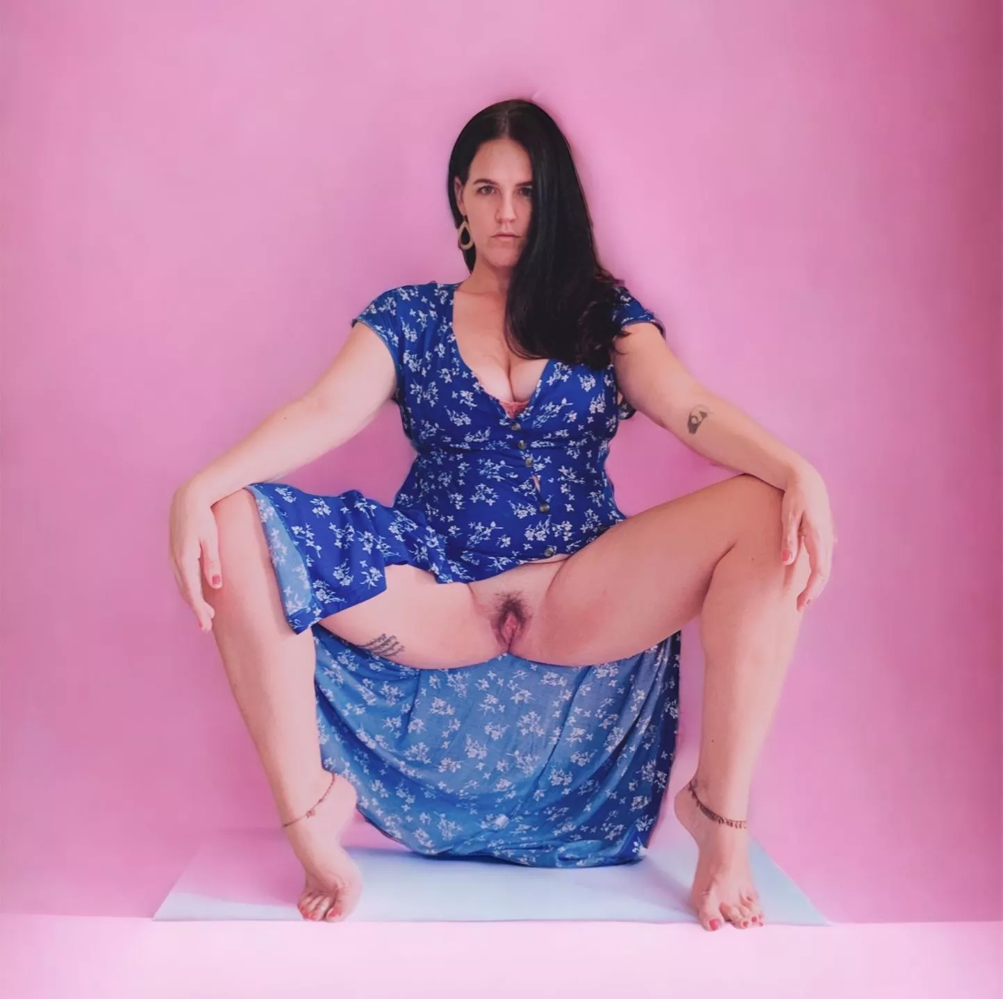 I'm a brunette top and bottom posted by ivy_swings