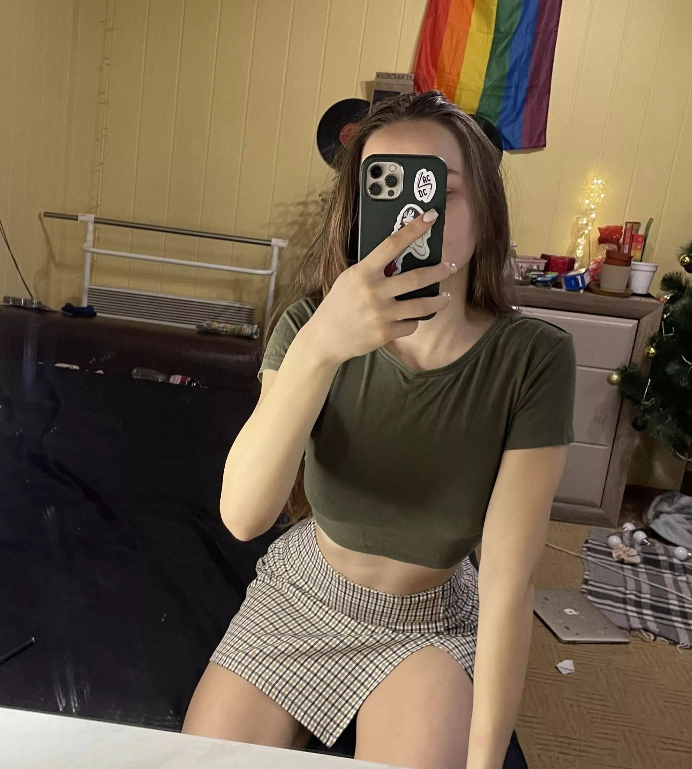 I'm naughtier than I look posted by CleanlyLayman844