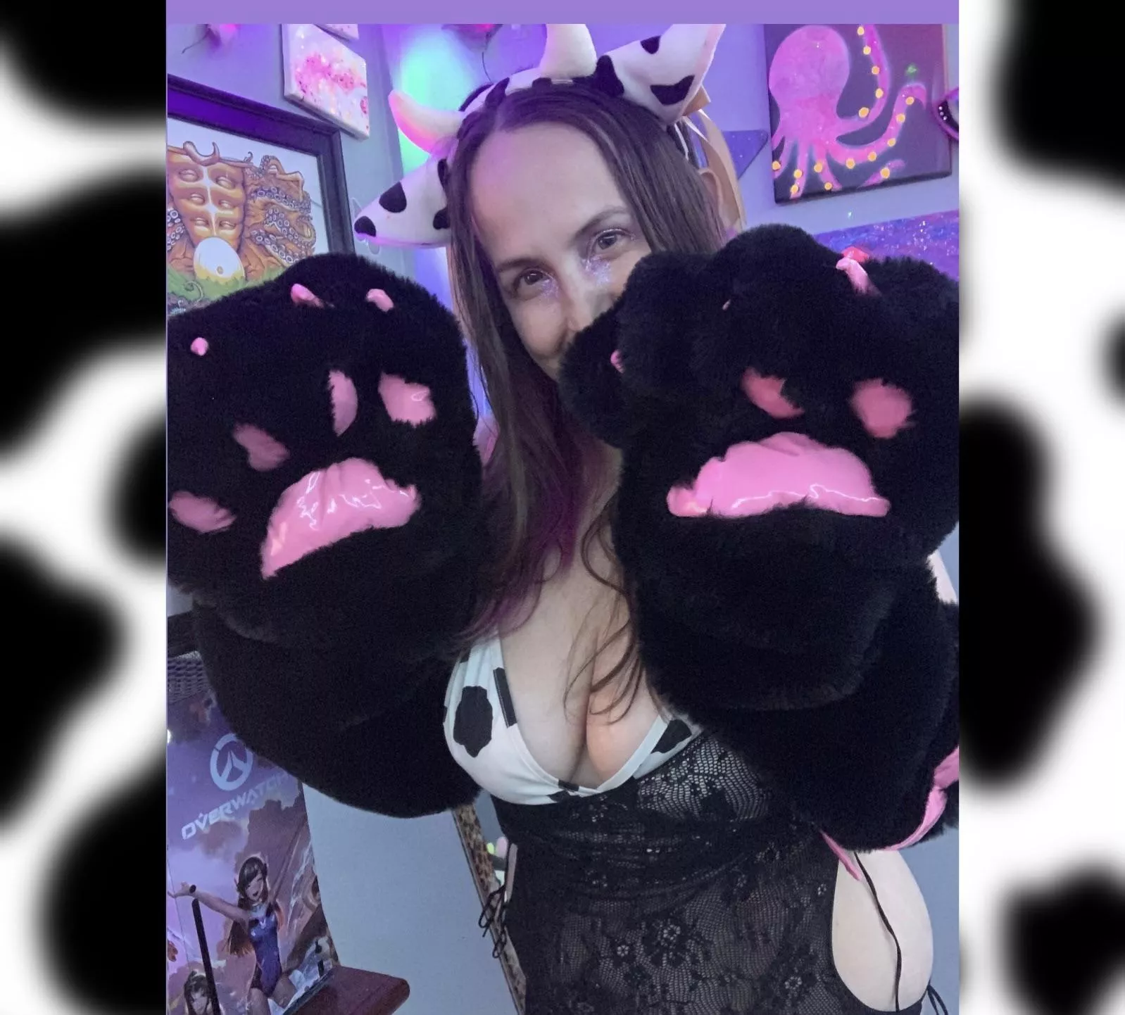 Moo Meoww :) posted by Beccaboo19855