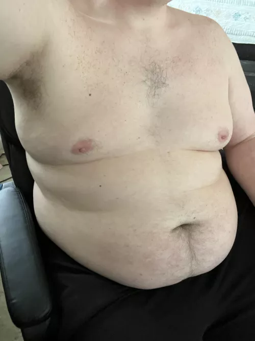 Need my belly rubbed and nipples sucked by zand1994