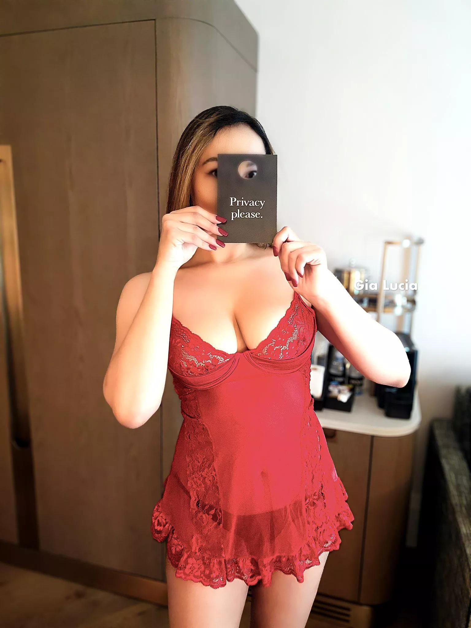 Private Posing posted by itsgialucia