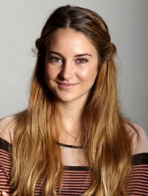 Shailene Woodley by oblique_shockwave
