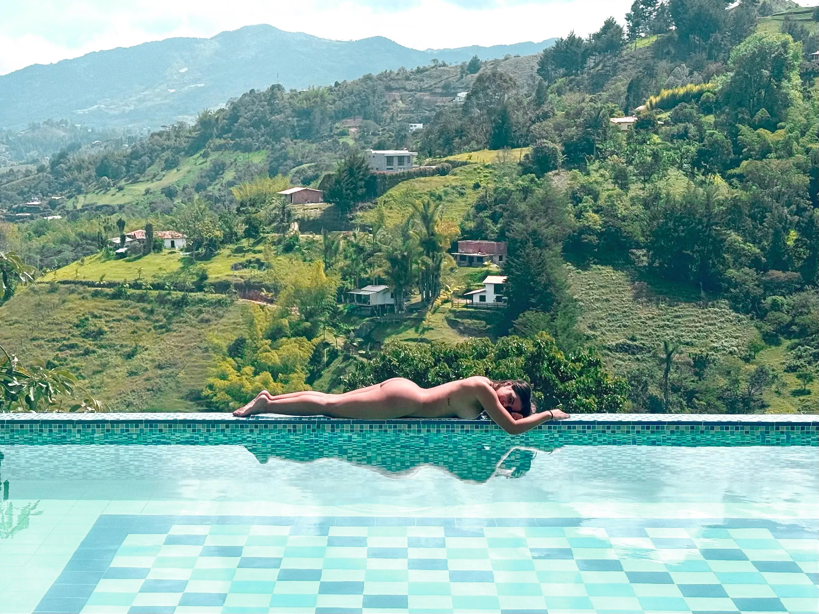 The Line That Divides (nude outdoors) posted by AdventureJuntos