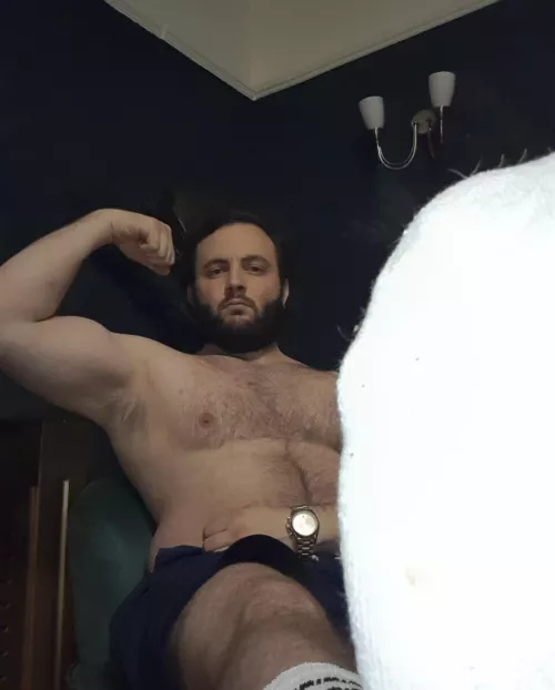 Who likes straight dads arm pits ? by RusticAnemia