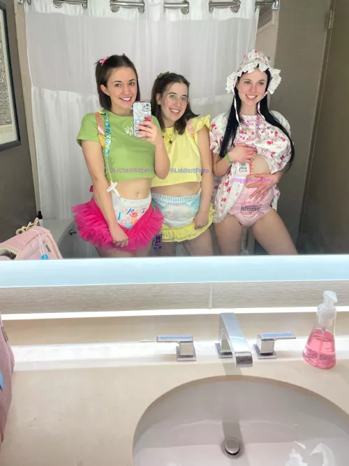 Whose outfit do you like best? 🍼 by littlestkittenx