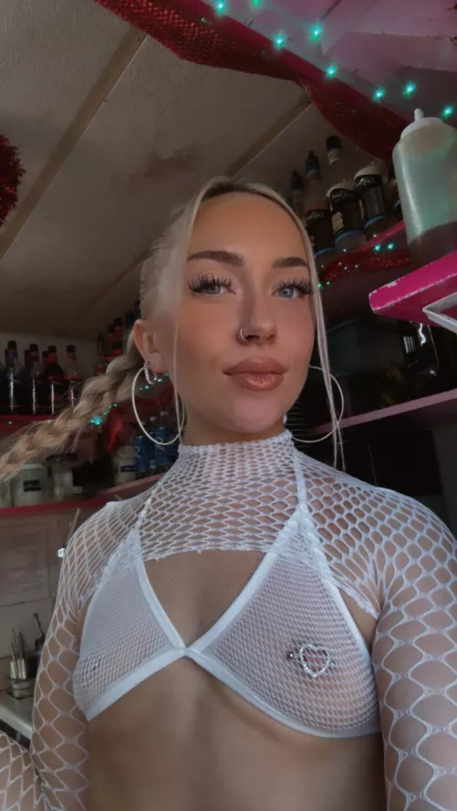 Would you let me squat on your face? by CalmEbb9842