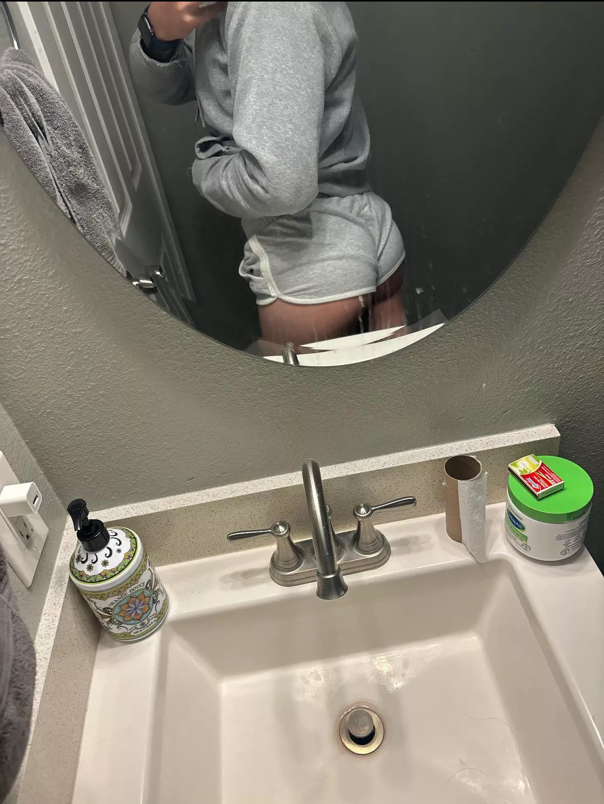 Been told I had a fuckable ass what do you think? posted by Zealousideal_Tea2732