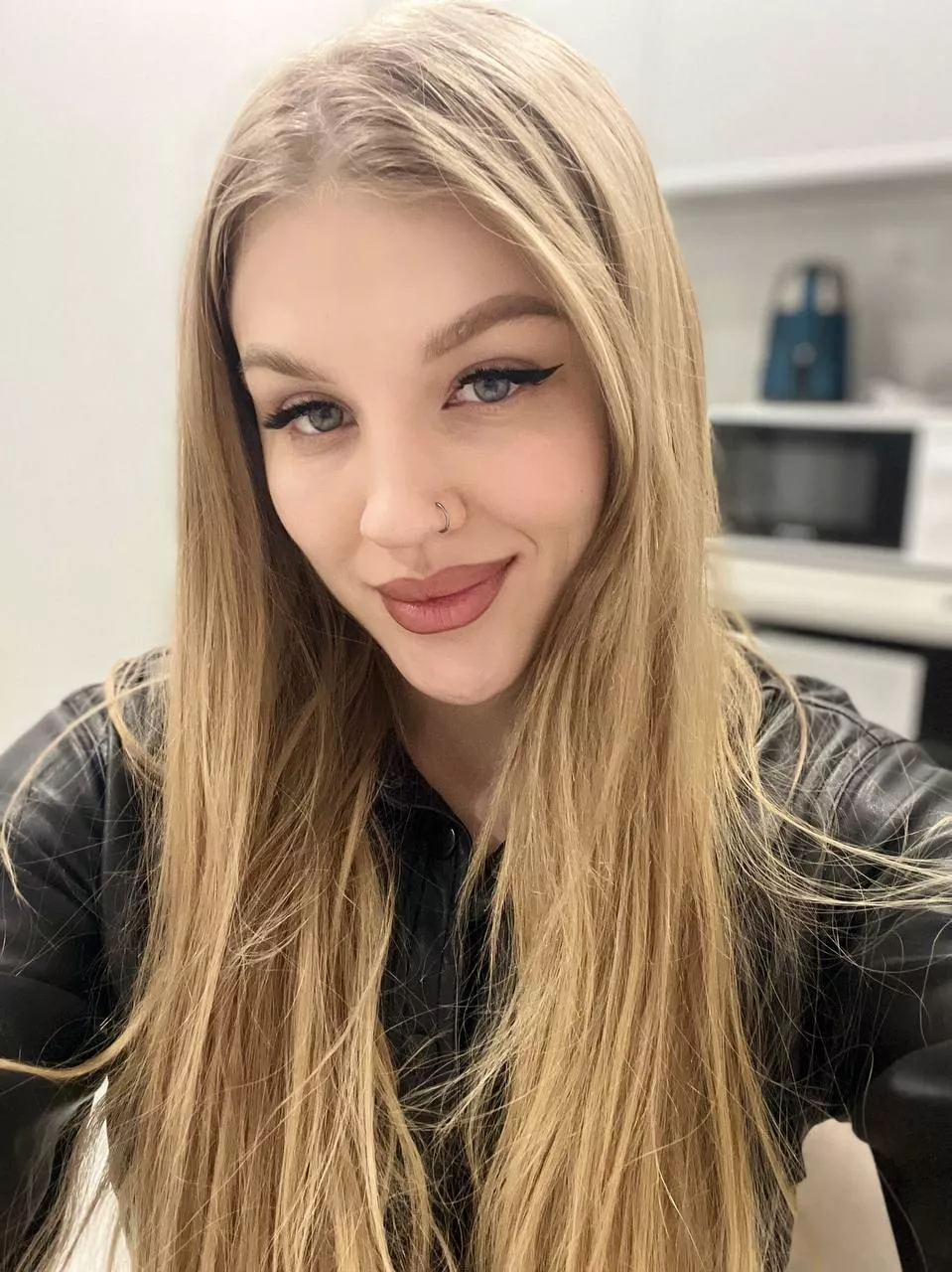 good morning with my smile posted by Lucky_Restaurant_610