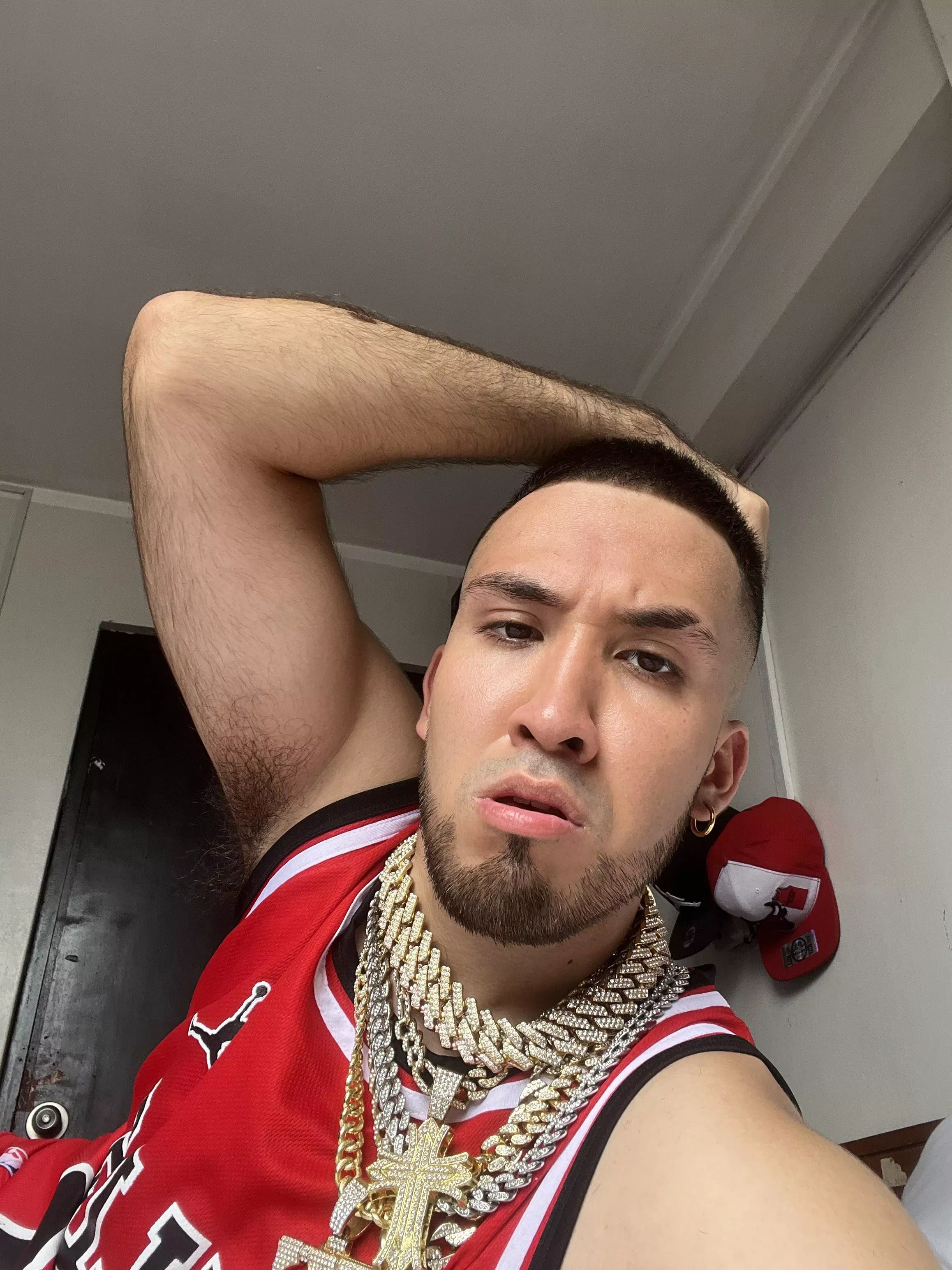 Hairy ALPHA GANGSTER ARMPITS posted by brucebrown530