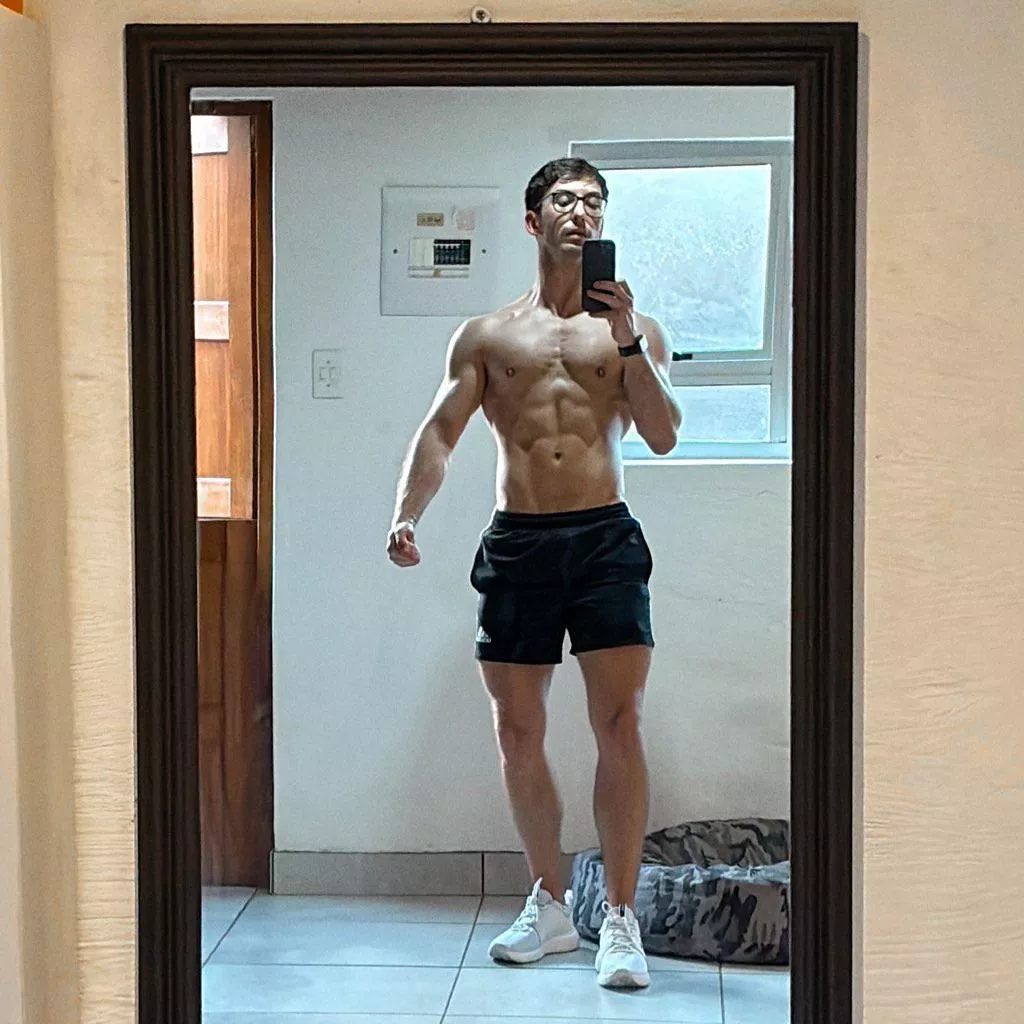 Happy Friday  posted by theD0n_1