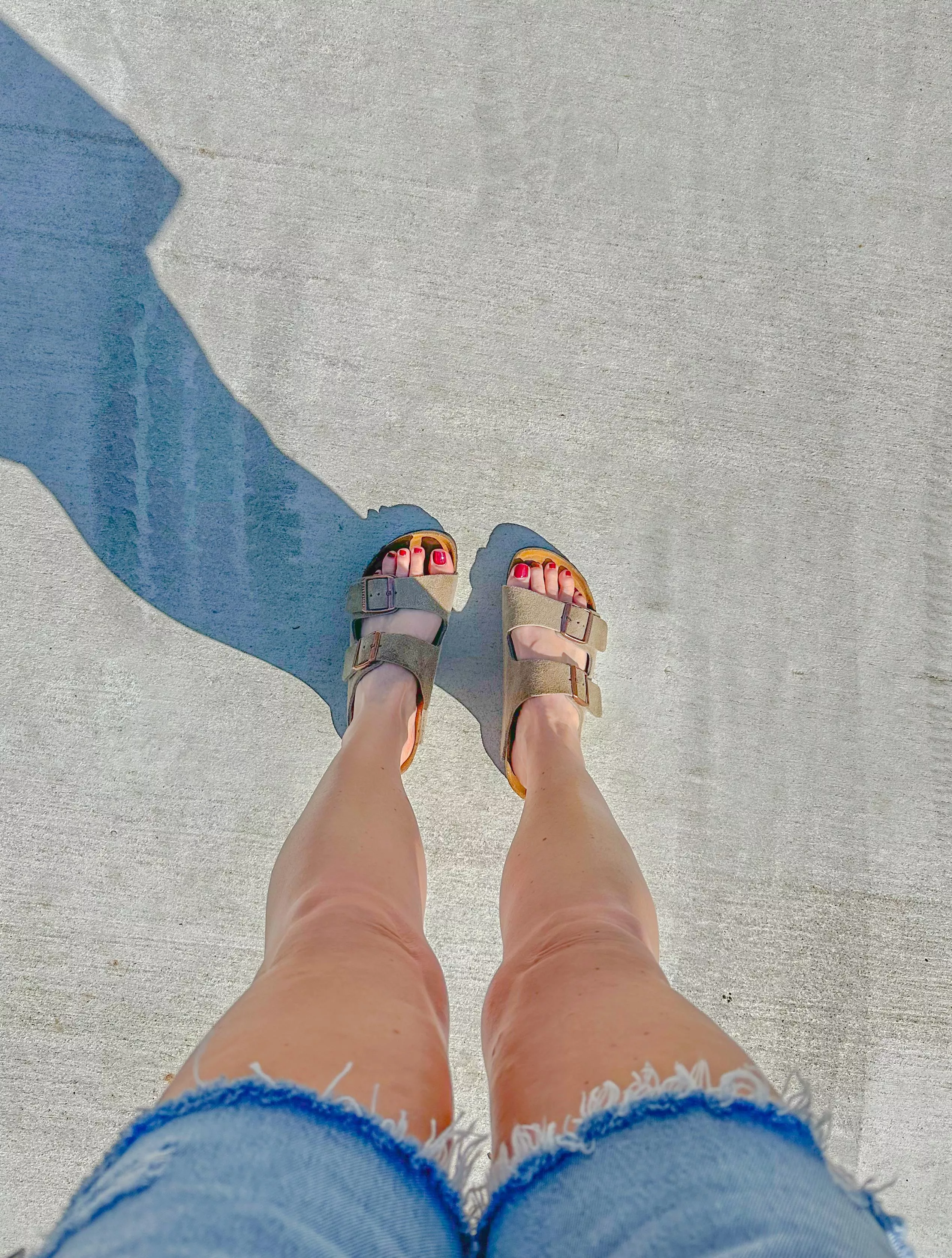 Happy it's starting to warm up 🥰 posted by countrypeachfeet