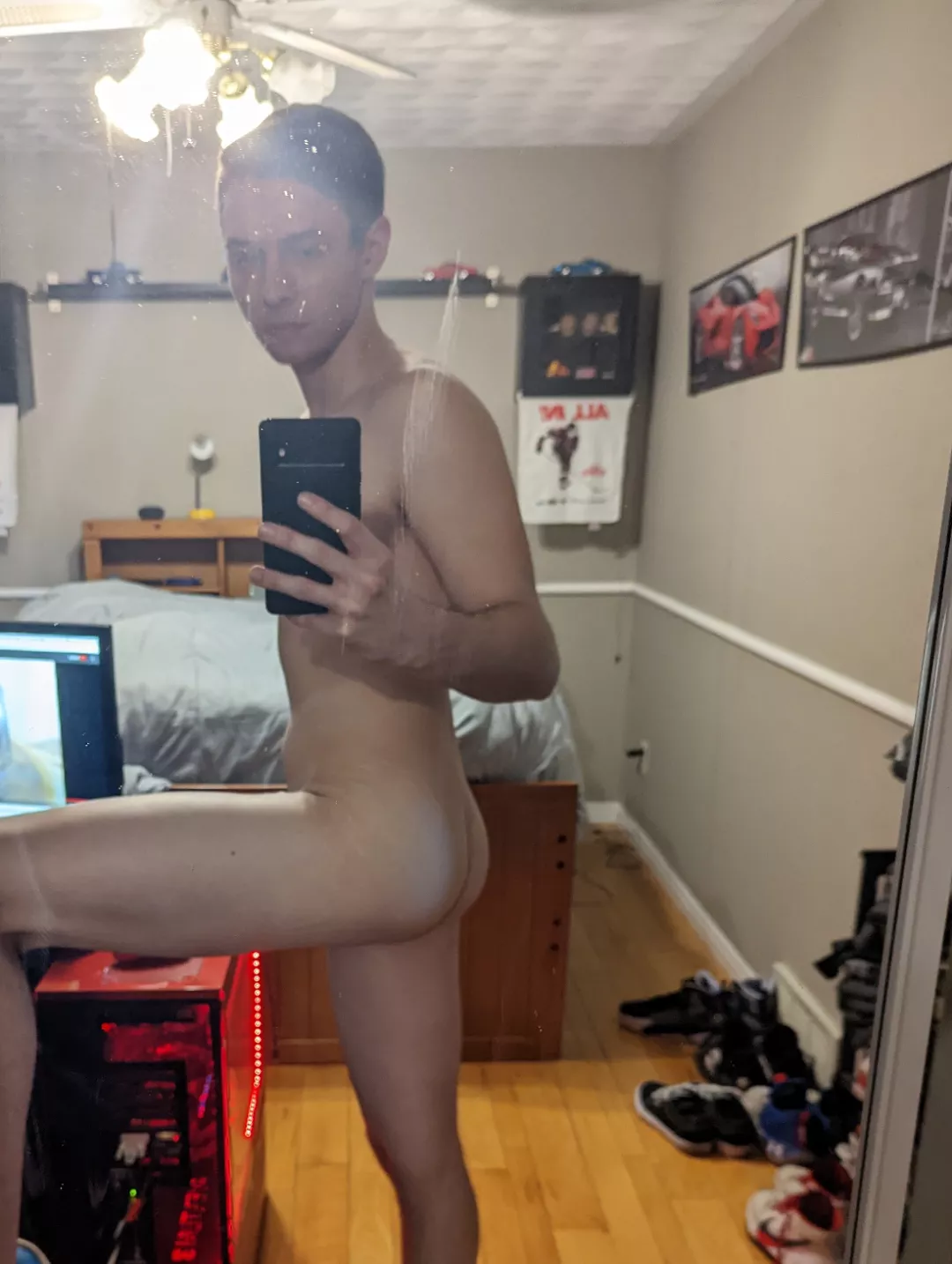How does my ass look? posted by anonguy11871