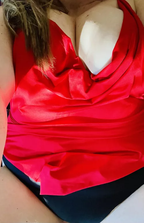 “I believe in long, slow, deep, soft, wet kisses that last three days.” by NatureSiren