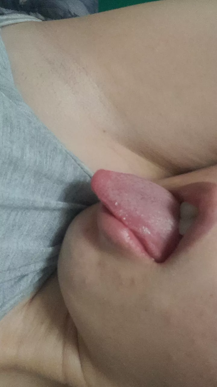 I can't lick my armpits, you want?  posted by Bunnypinkxox