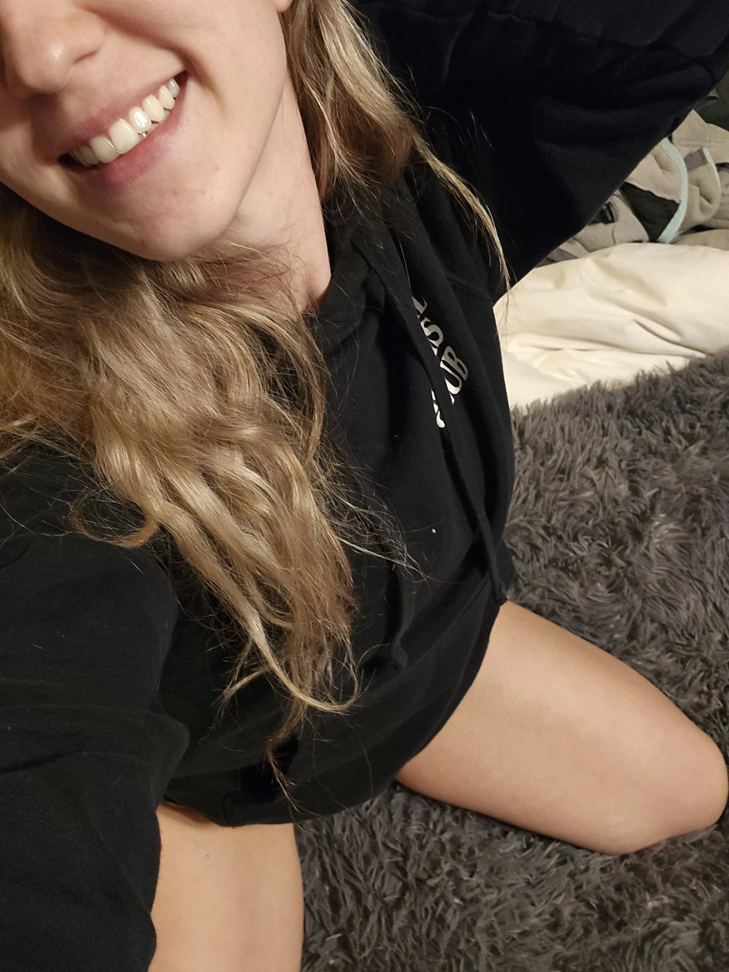 I'm naked under my hoodie  posted by MariahChase