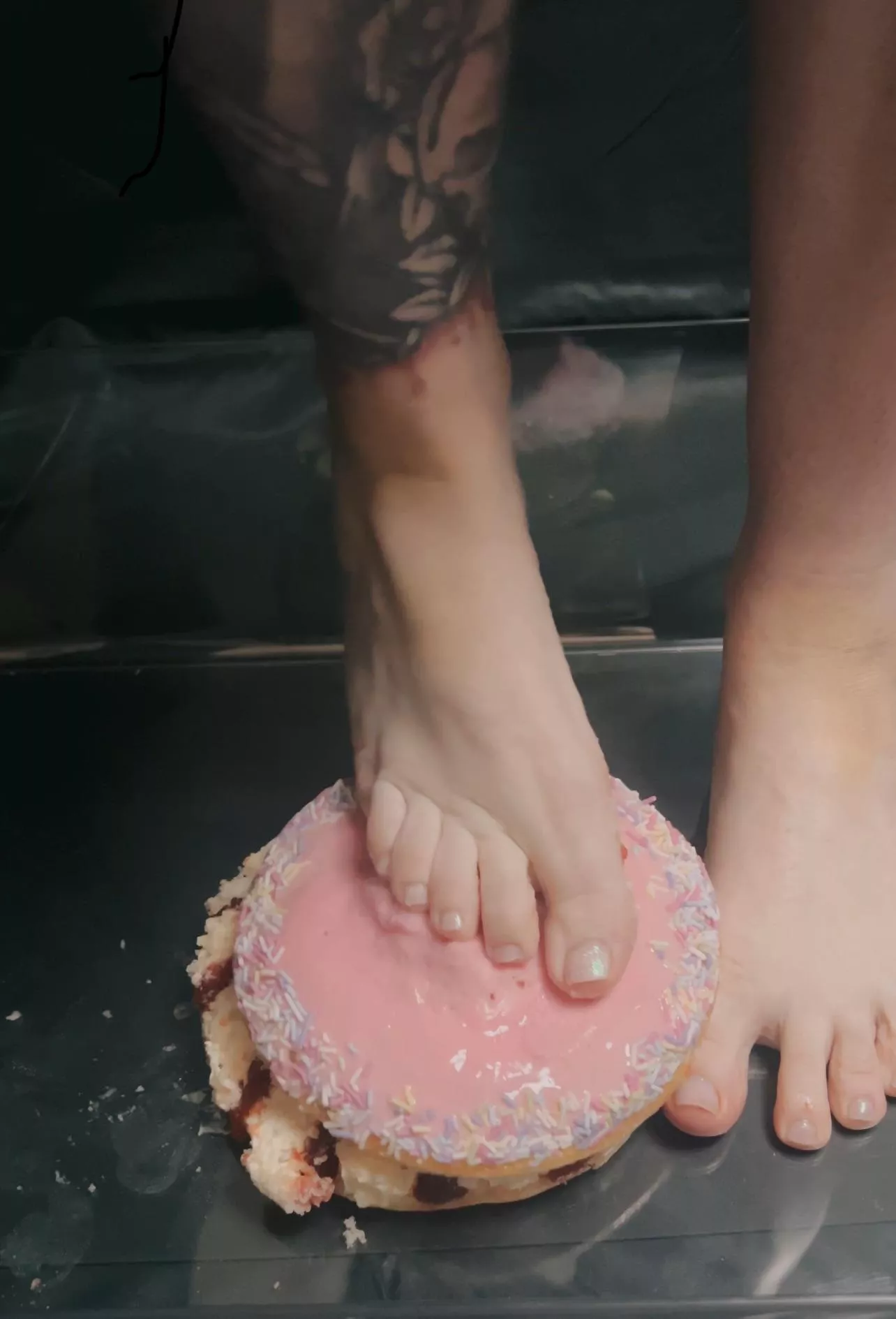 Little bit of food play posted by xxxlunamoonxxx