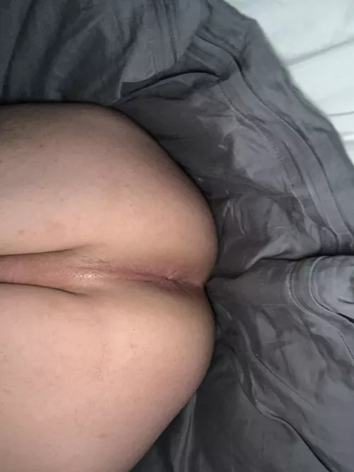 M22 looking for young tops to snap by Novel_Peace_9519