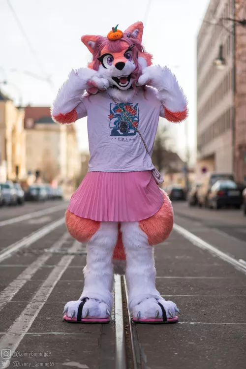 My hobby is being a traffic hazard UwU [Lenny] by princesscier