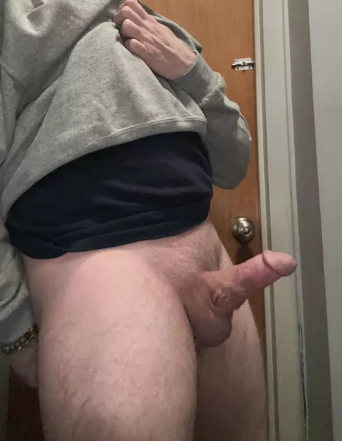 Need a silver fox dad dick in your life? Hit Dad up by IndianaGrey_HornyDad